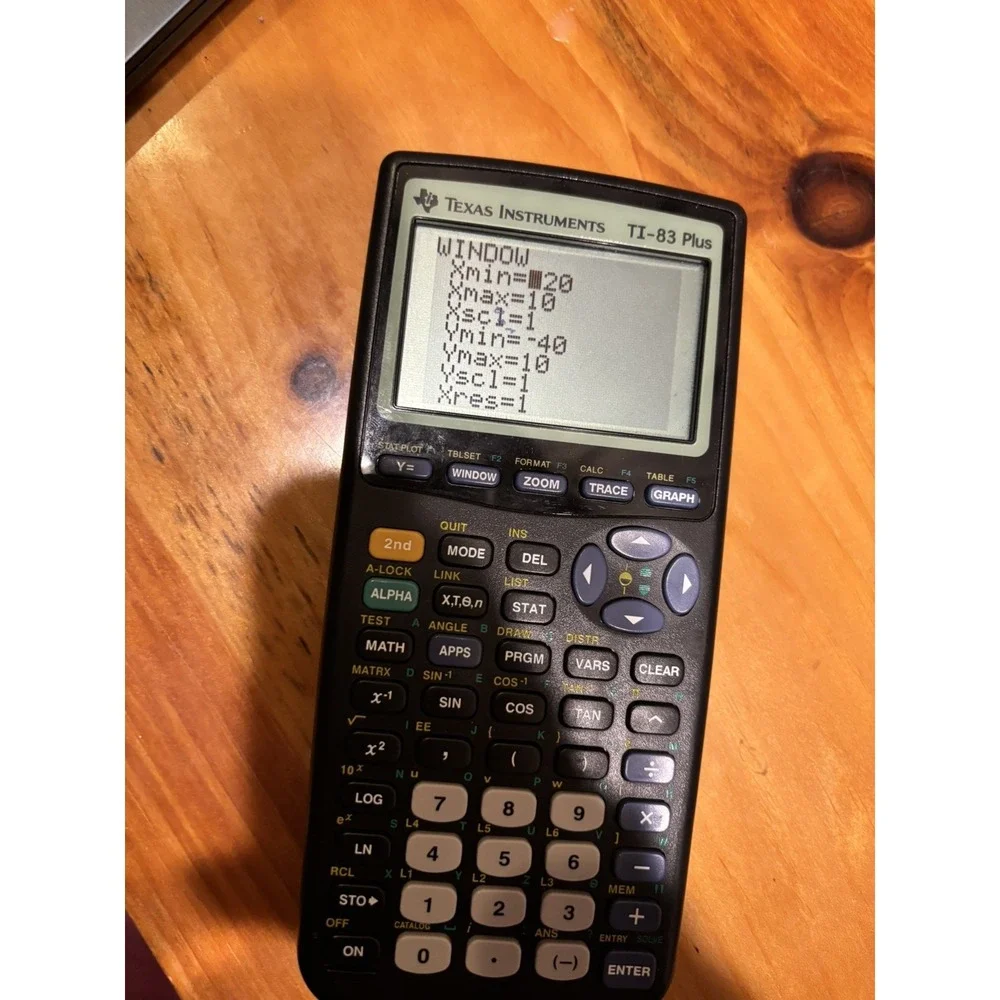 Texas‎ Instruments TI-83 Plus Graphing Calculator with Cover TESTED